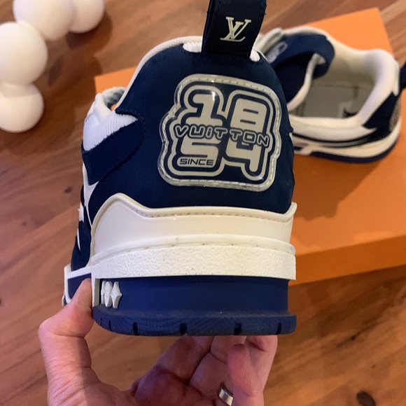🤩 Used mens LV skate sneaker - Picture 3 of 13